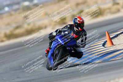 media/Jan-09-2022-SoCal Trackdays (Sun) [[2b1fec8404]]/Turn 11 (935am)/